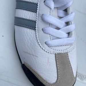 Adidas womens sneakers